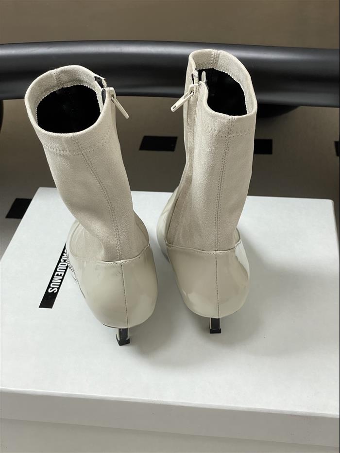 20251128172614333 370